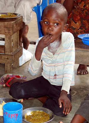 Kisenso-Mama Leonor.jpg (78832 bytes)