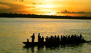 Atardecer en el Rio Zaire